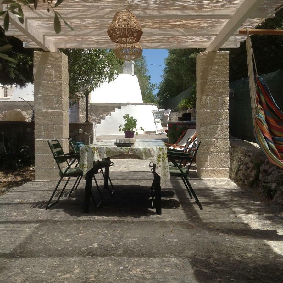 Вилла Trullo Degli Ulivi Остуни Экстерьер фото